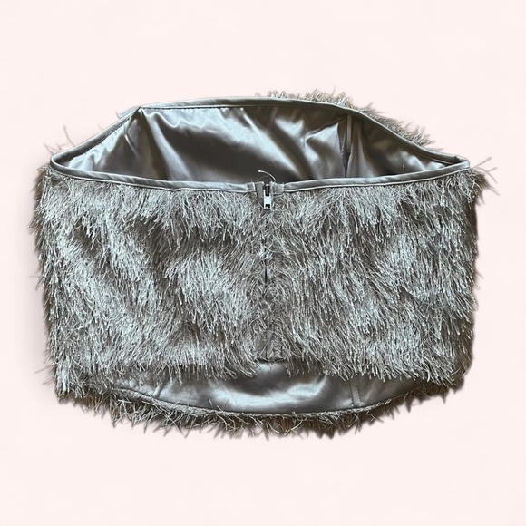 En Saison Fuzzy Y2K Silver Grey Glam Party Crop Tube Top NWT Size S Strapless - Picture 2 of 4
